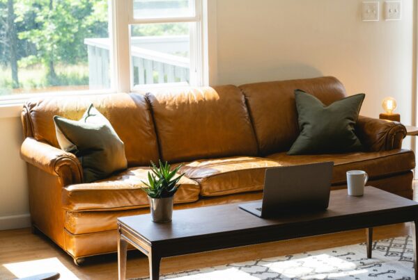 How long someone should stay in sober living after rehab