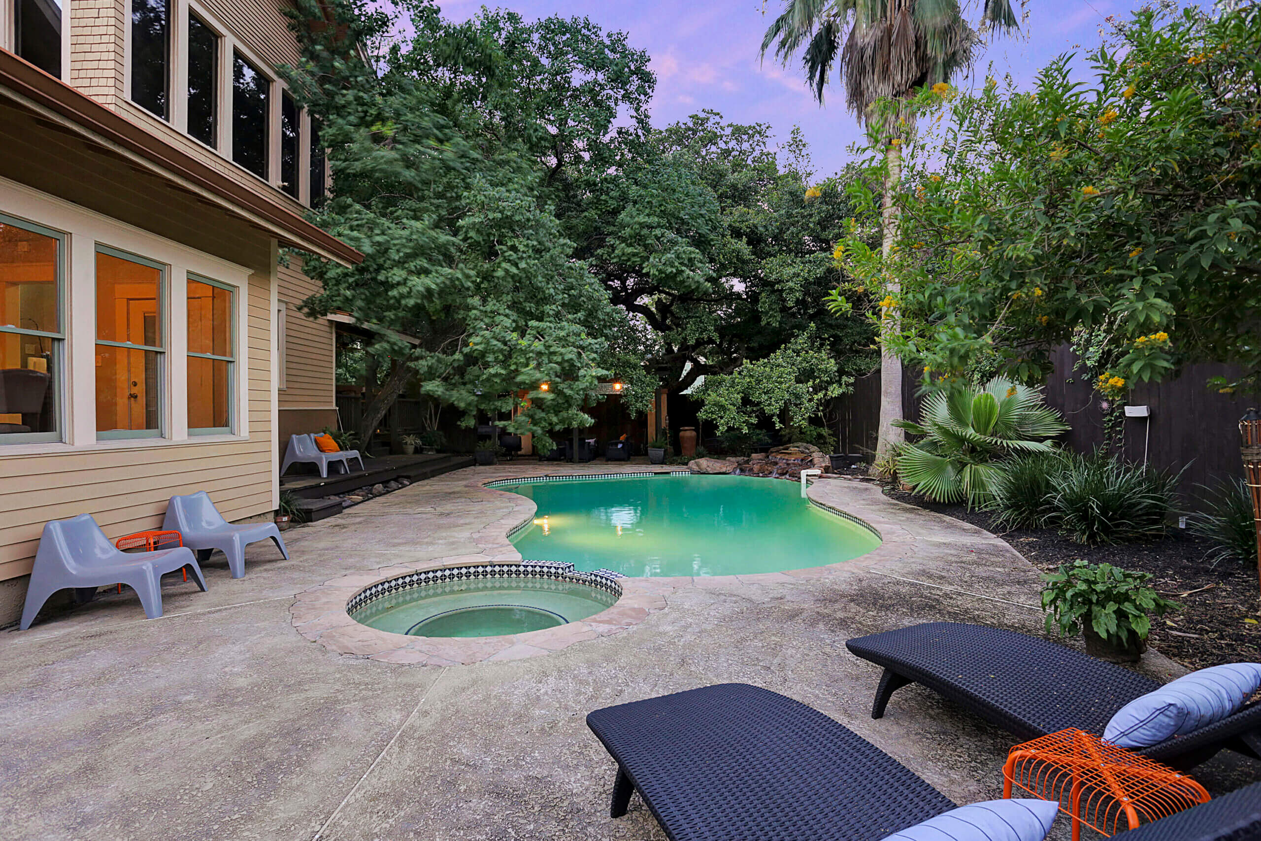 Pool and outdoor area at Harvard House men’s supportive living in Houston