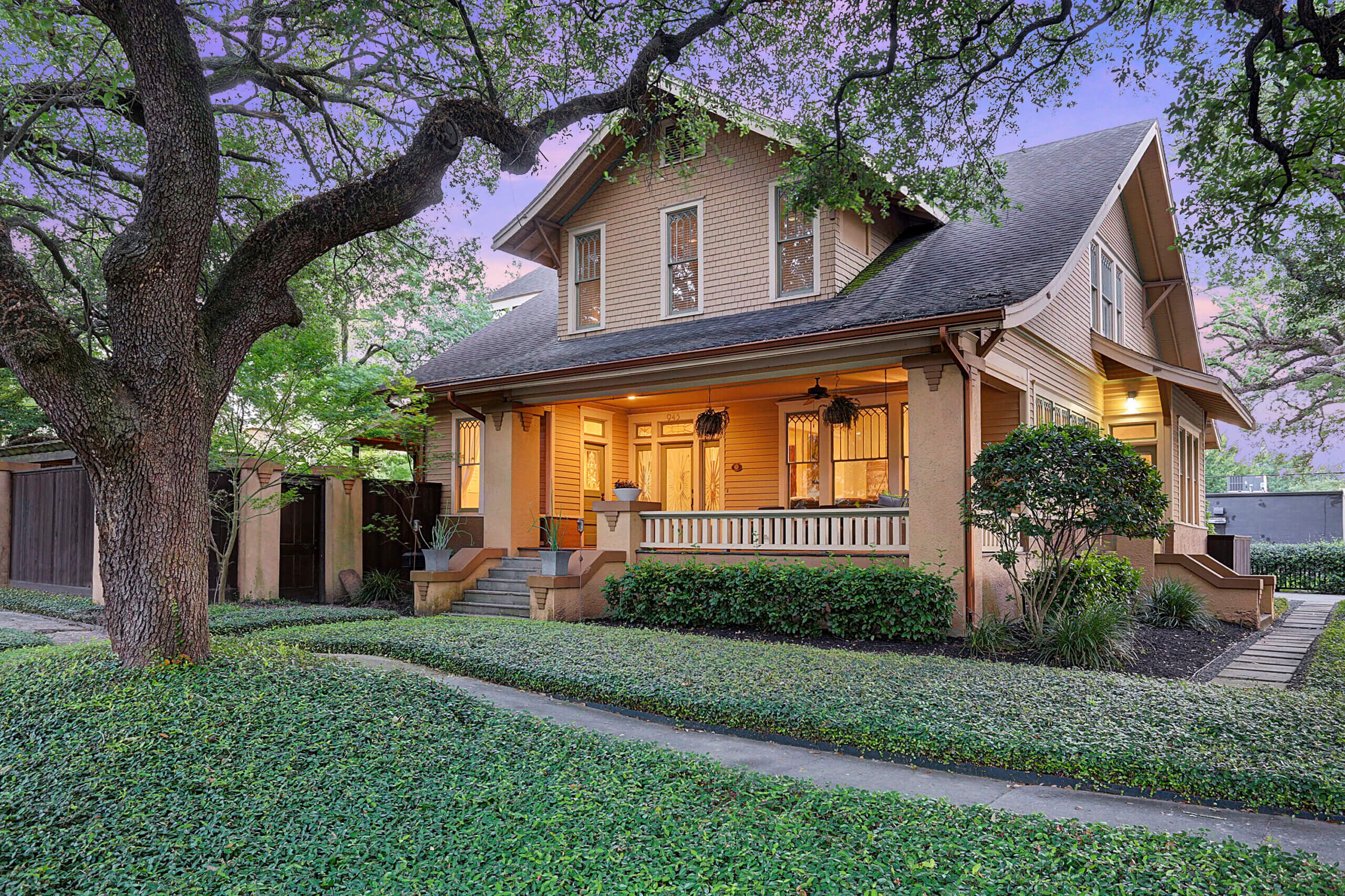 Exterior of Harvard House men’s supportive living home in Houston Heights